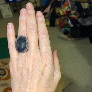 Statement ring! Eyecatching nephrite or black/green jade ring in silver setting